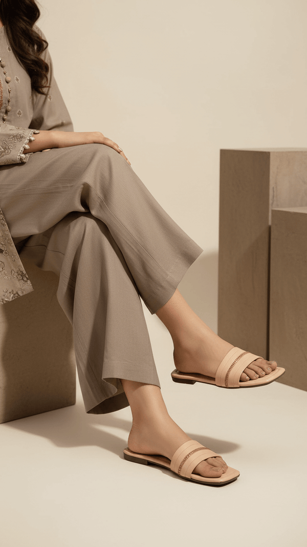 Beige Casual Slipper For Women CL2133