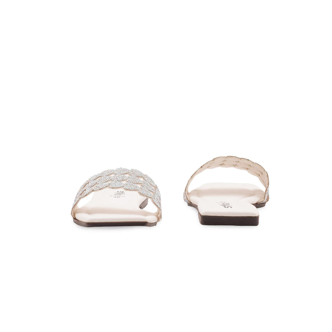 White Casual Chappal For Ladies CL2166