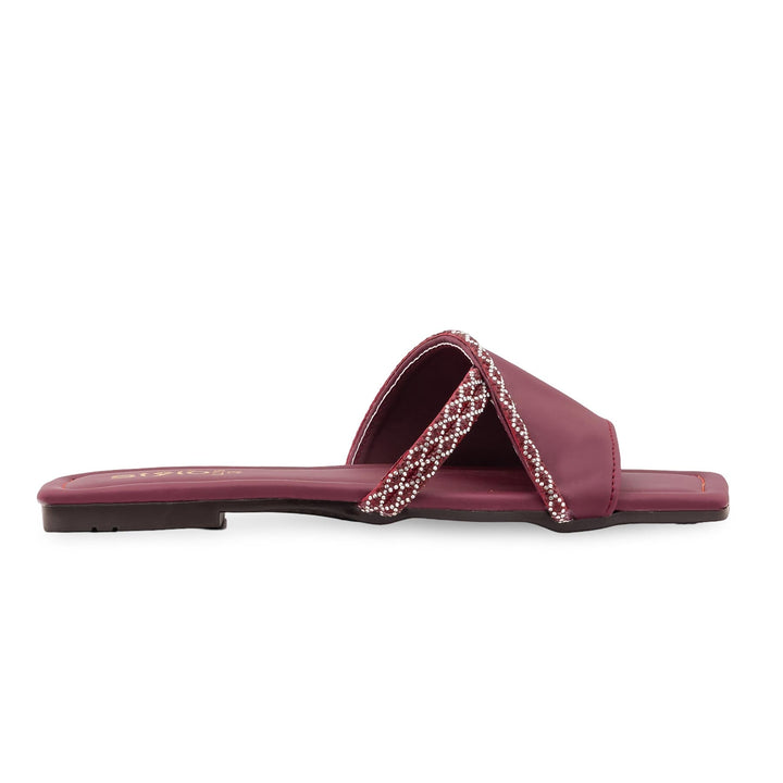 Maroon Casual Slipper For Ladies CL2186
