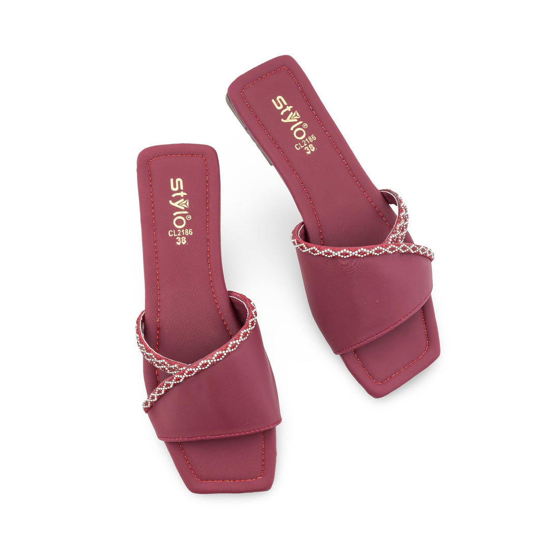 Maroon Casual Slipper For Ladies CL2186