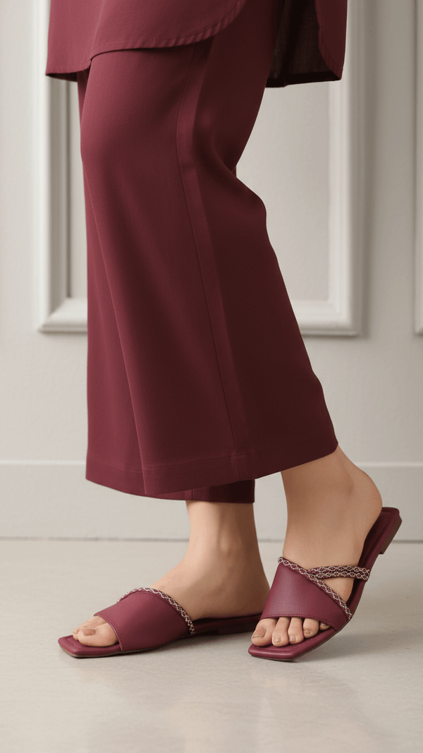 Maroon Casual Slipper For Ladies CL2186