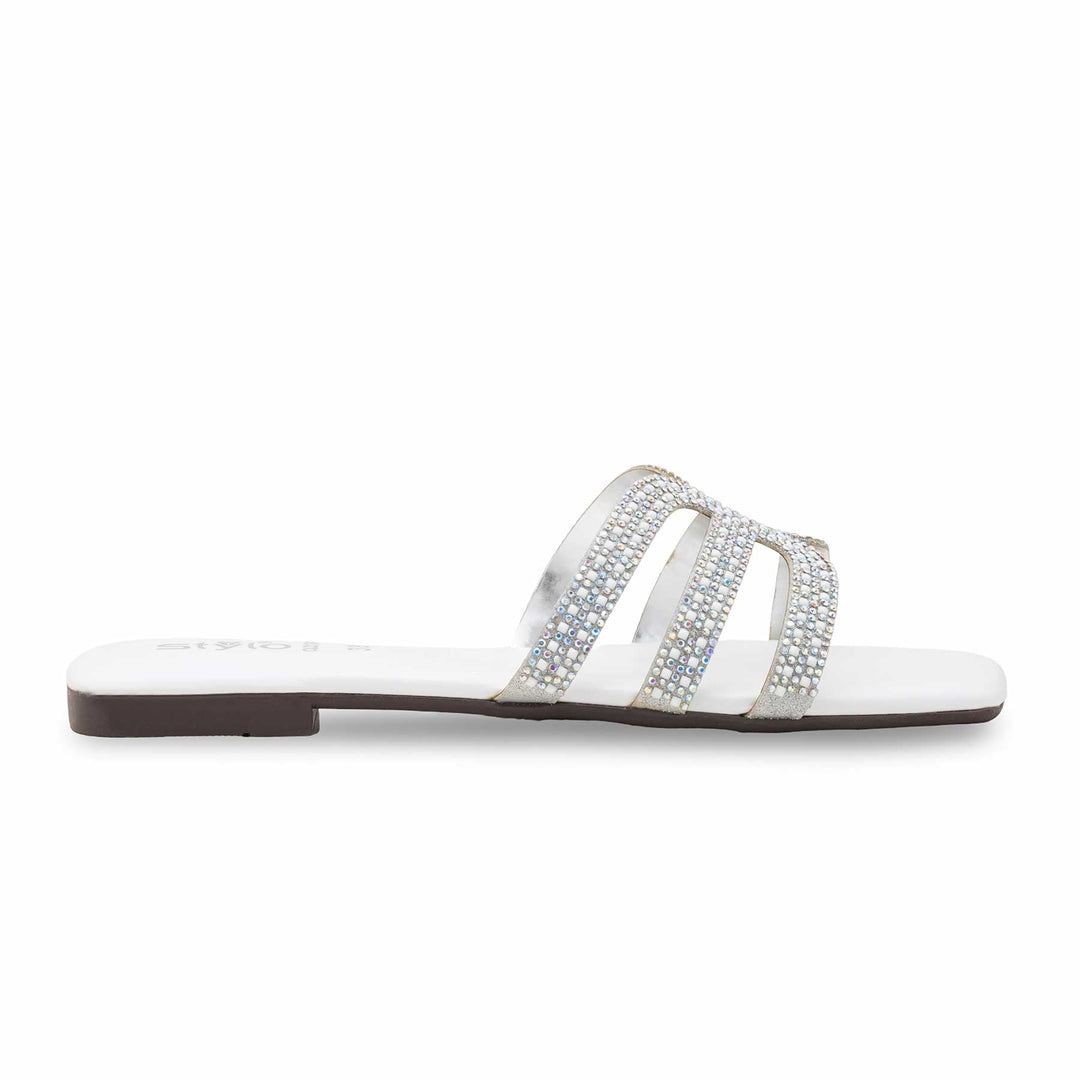 White Casual Chappal For Ladies CL2194