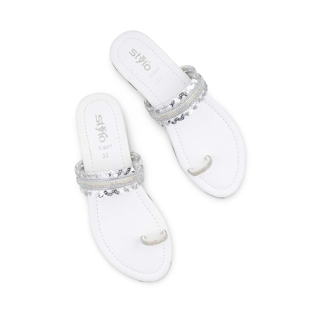 White Casual Women Chappal CL2217