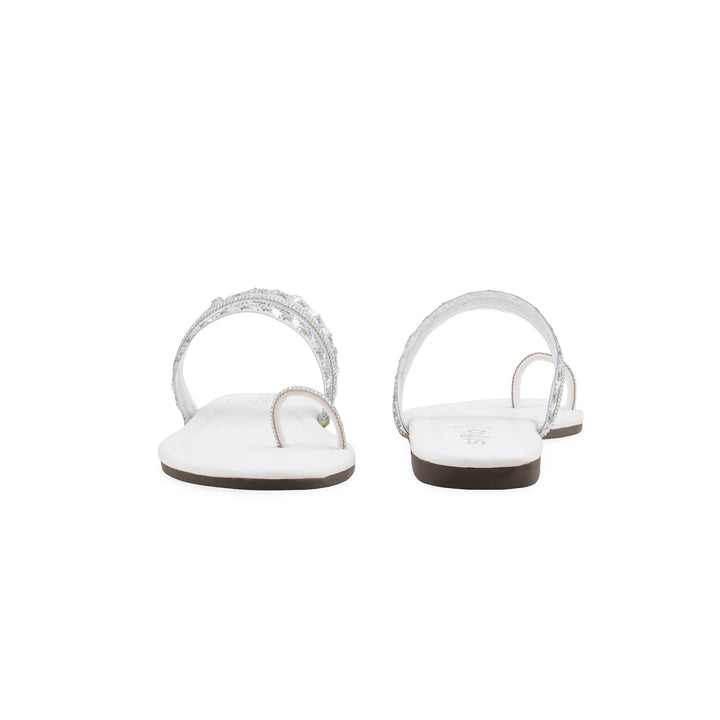 White Casual Women Chappal CL2217