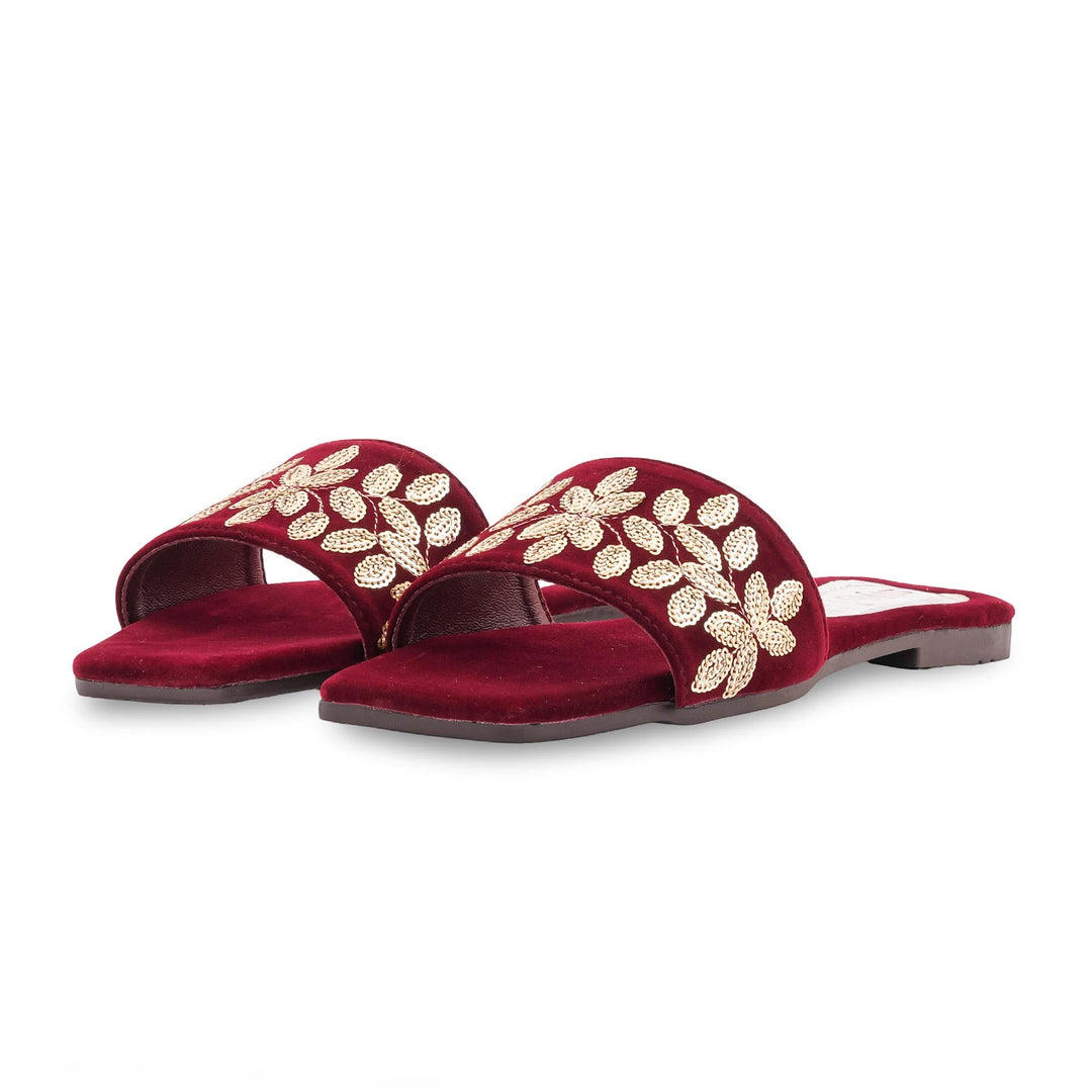 Maroon Casual Slipper For Ladies CL2228