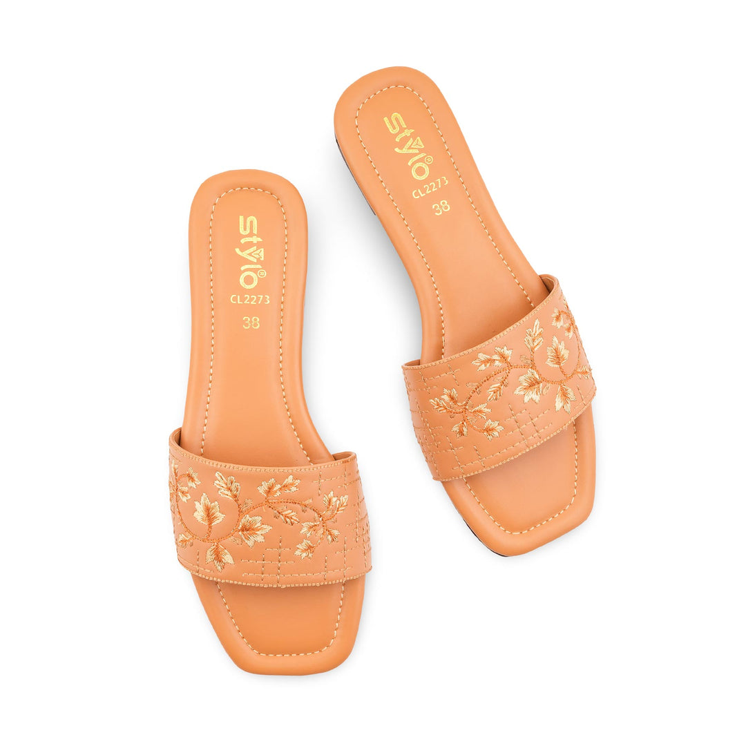Beige Casual Slipper For Ladies CL2273
