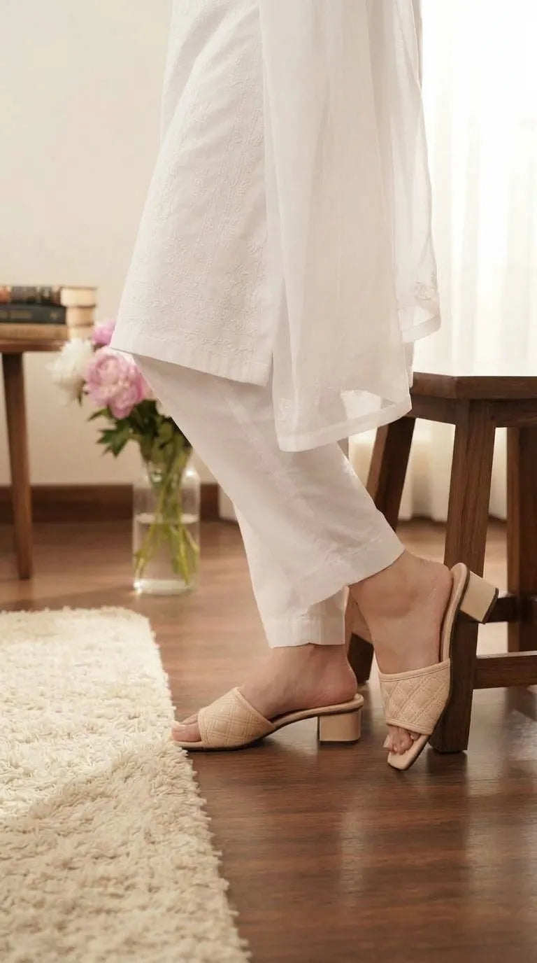 Fawn Casual Slipper For Women CL2364