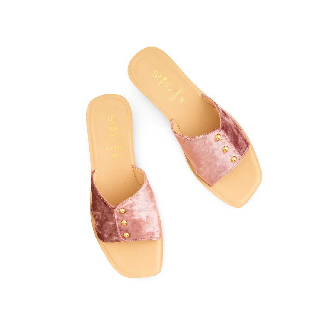 Pink Casual Softy For Women CL5494