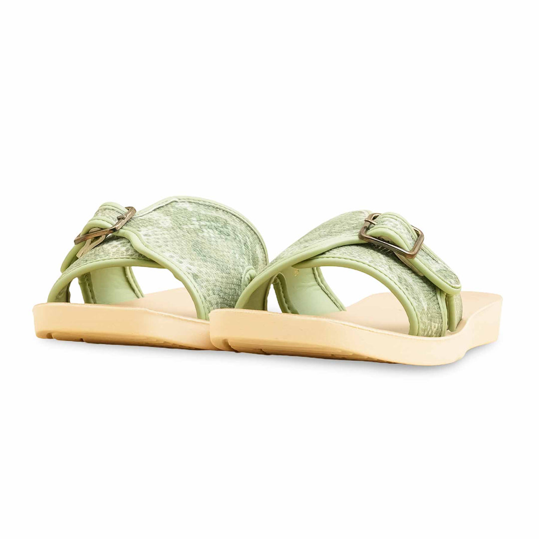 Green Casual Softy For Women CL5509