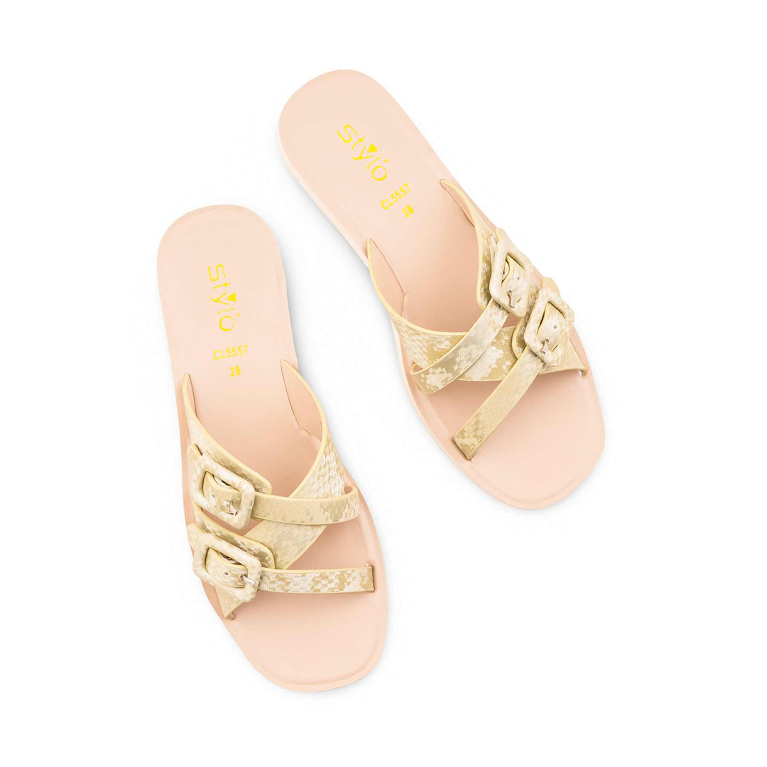 Green Casual Softy For Women CL5557