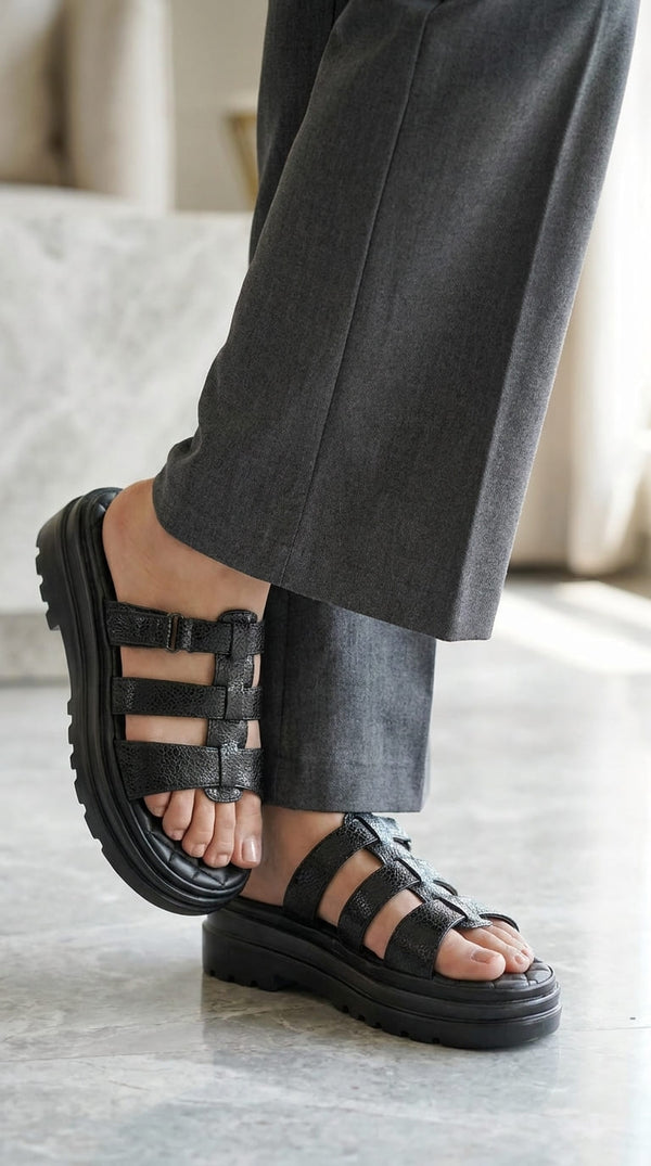 Black Casual Softy For Women CL5567