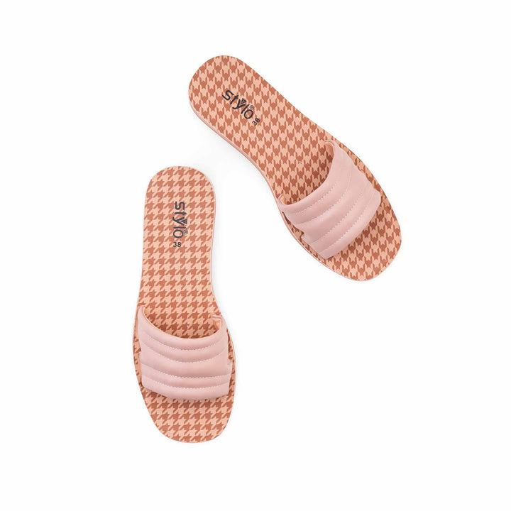 Pink Casual Softy For Women CL5654