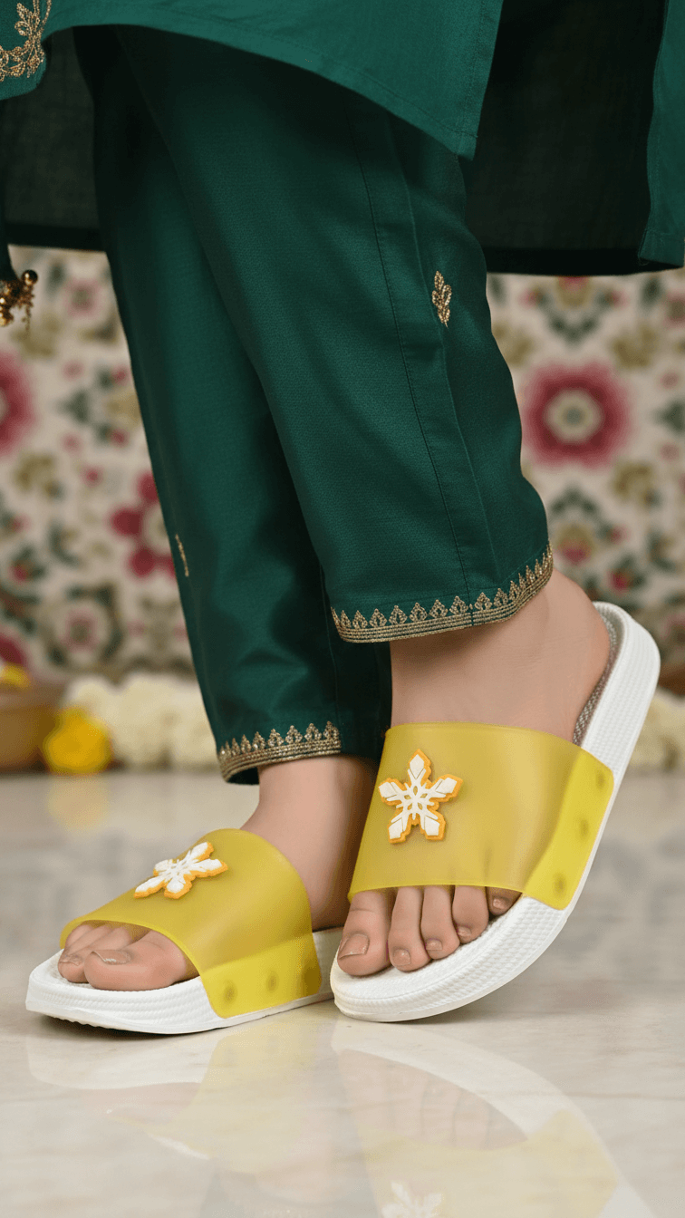 Yellow Casual Softy For Ladies CL9367