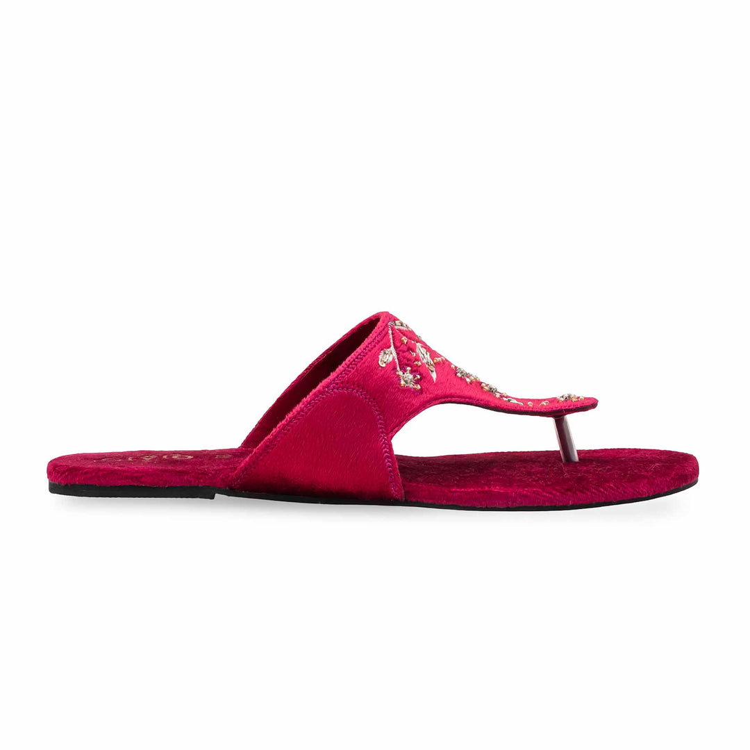 Red Ethnic Chappal For Women EC0239