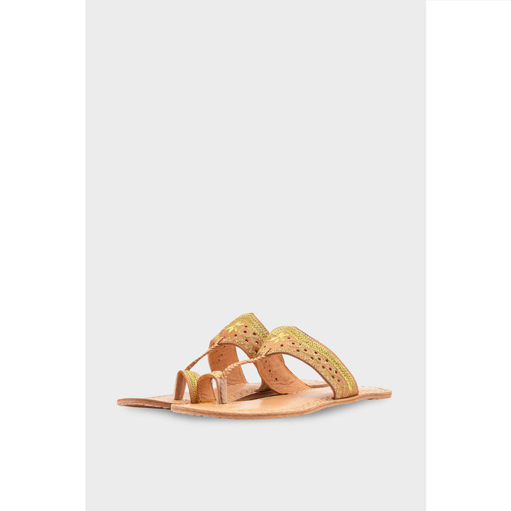 Golden Kolapoori Chappal EC0259