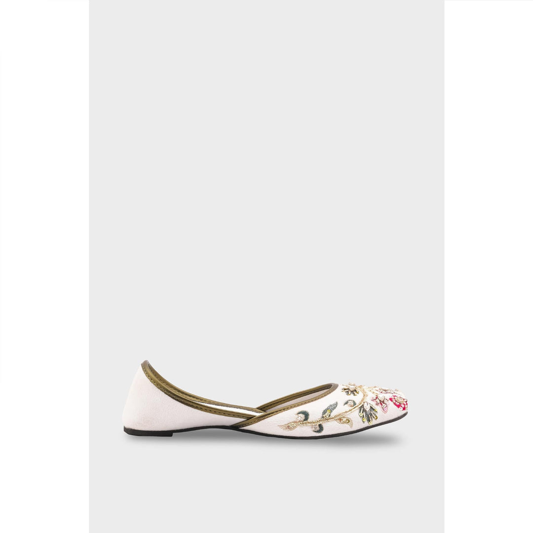 White Ethnic Khussa EC8592