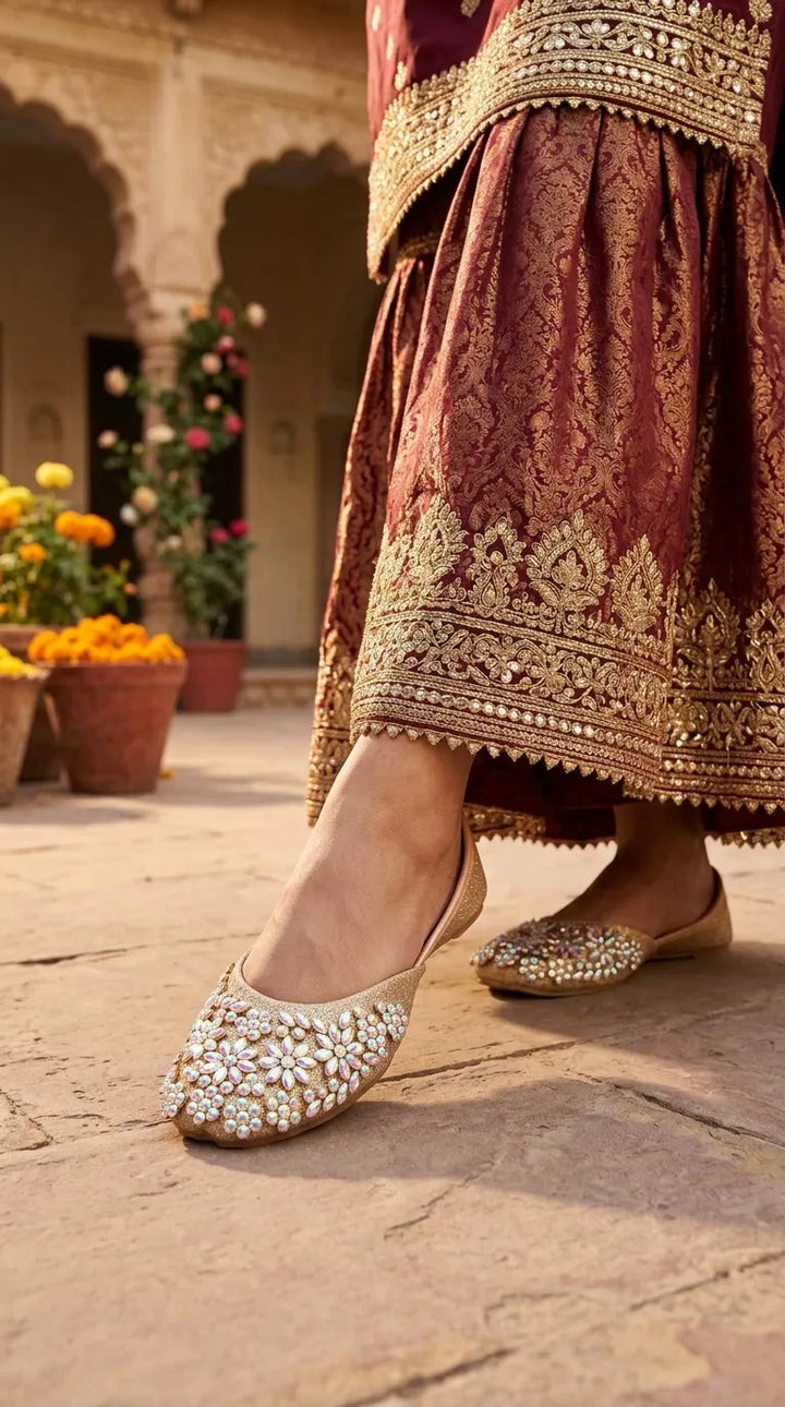 Golden Fancy Khussa EC8600