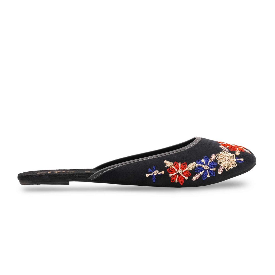 Black Ethnic Back Open Khussa For Women EC8624