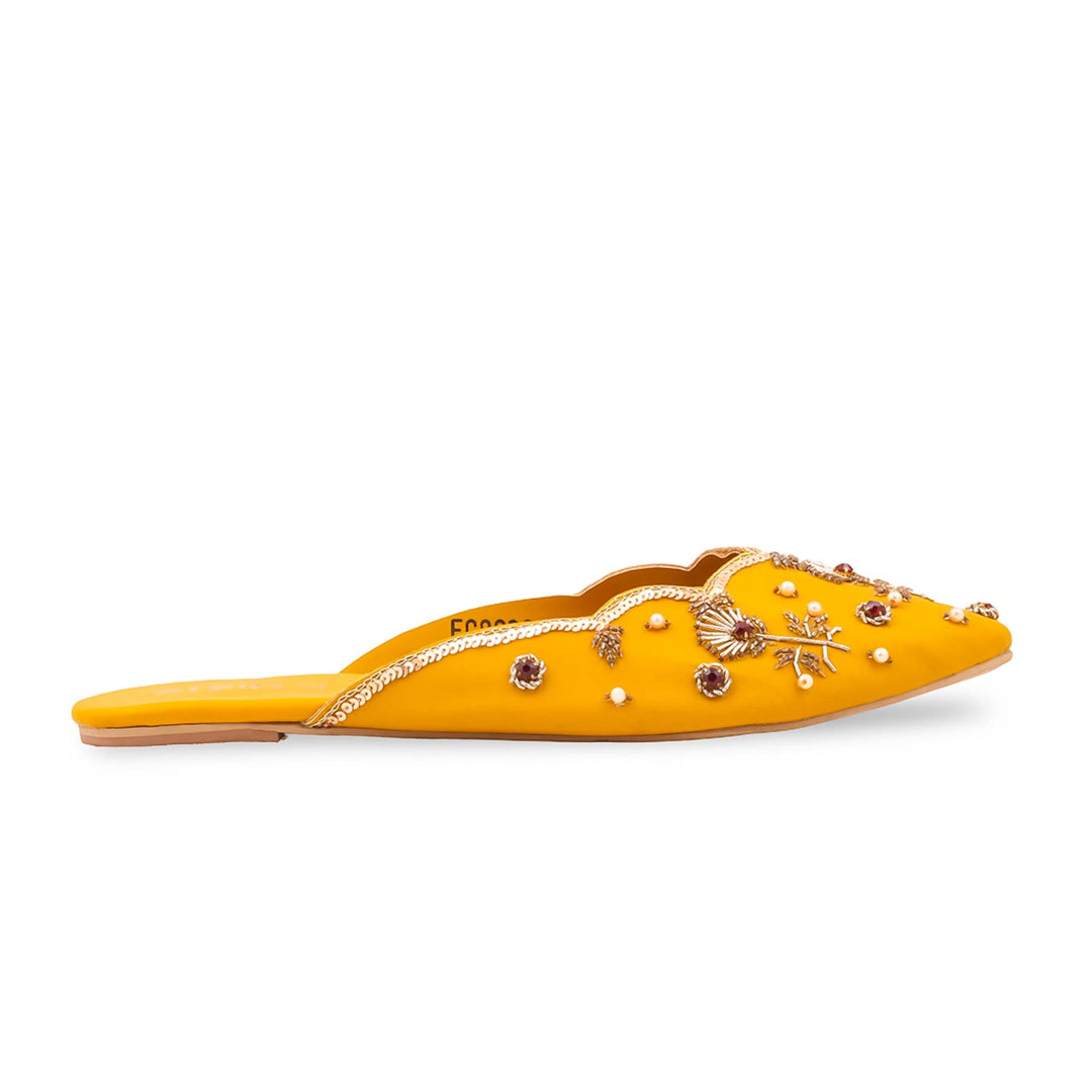 Yellow Ethnic Back Open Khussa For Ladies EC8633
