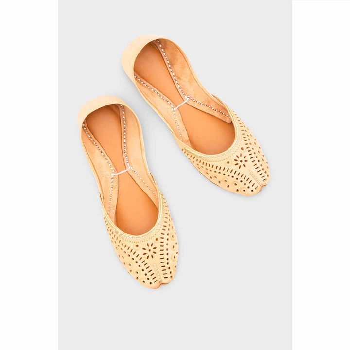 Beige Ethnic Khussa EC8640