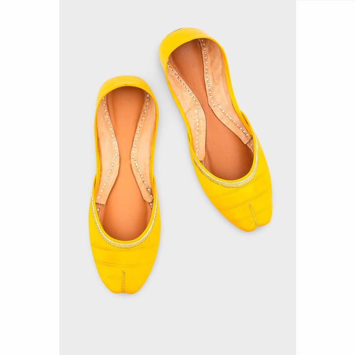 Yellow Ethnic Khussa EC8657