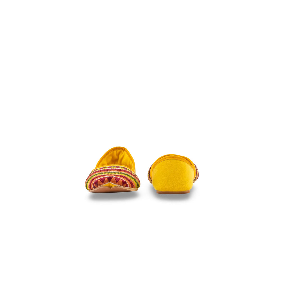 Yellow Ethnic Khussa For Ladies EC8689