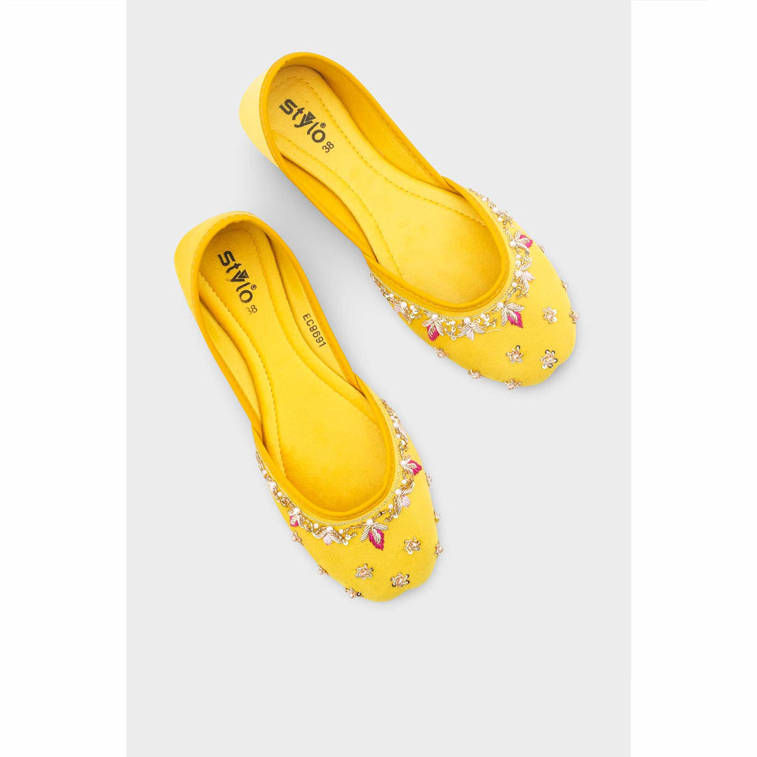 Yellow Ethnic Khussa For Women EC8691