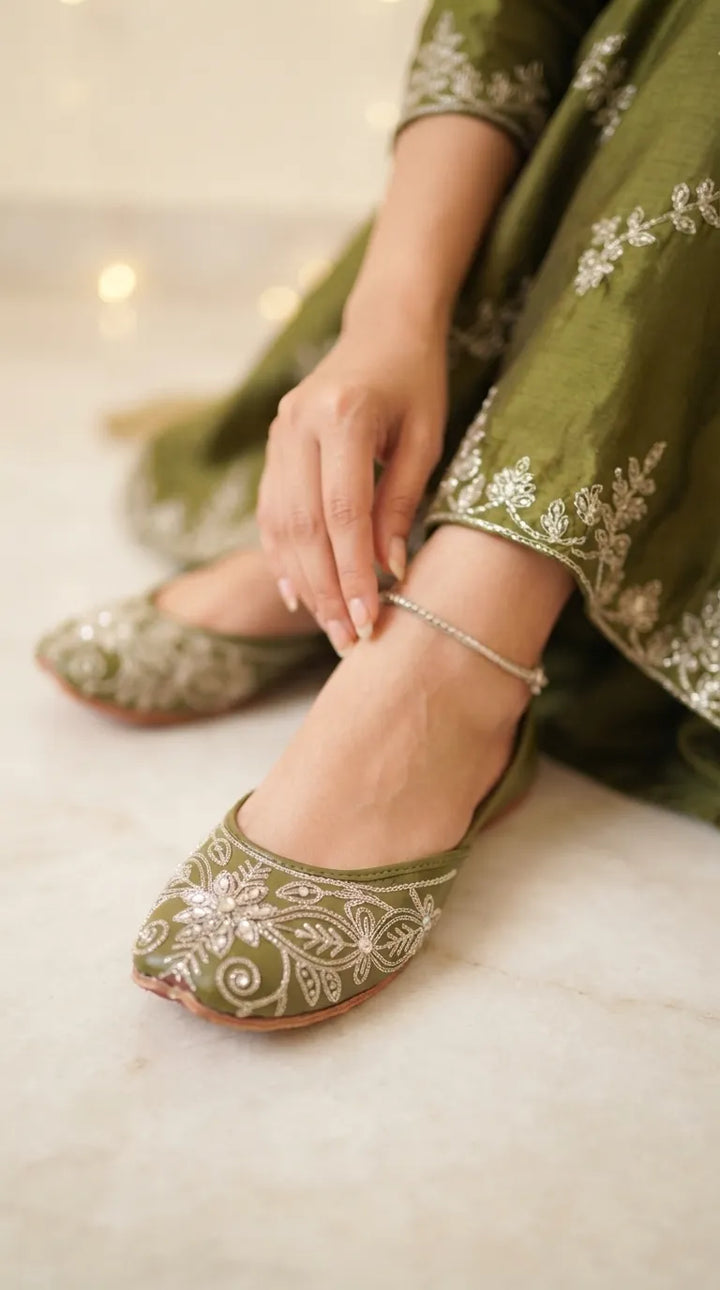 Mehndi Fancy Khussa For Women EC8775