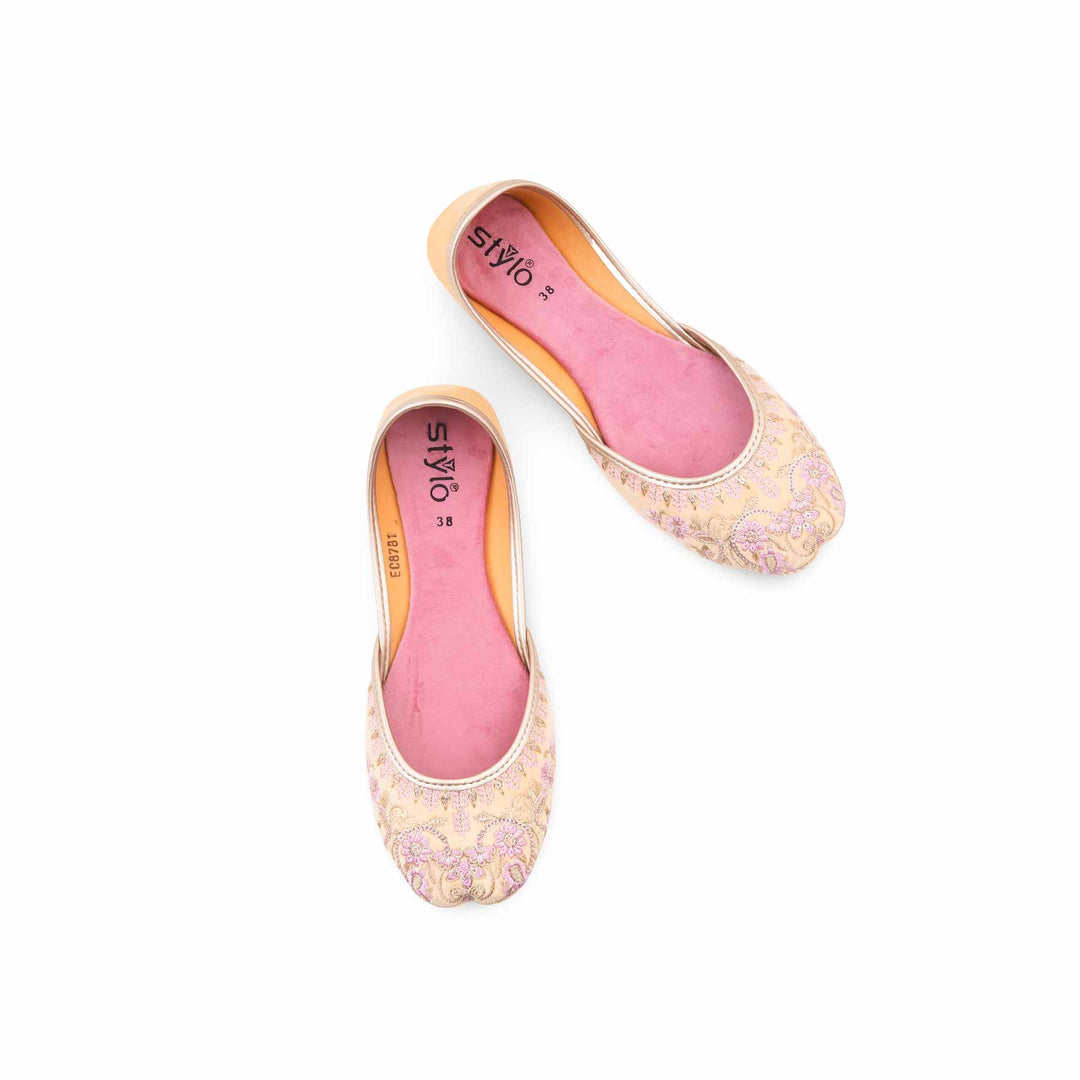 Pink Ethnic Khussa For Ladies EC8781