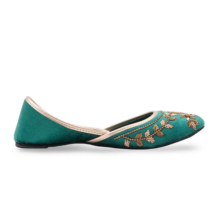 Green Ethnic Khussa For Ladies EC8792