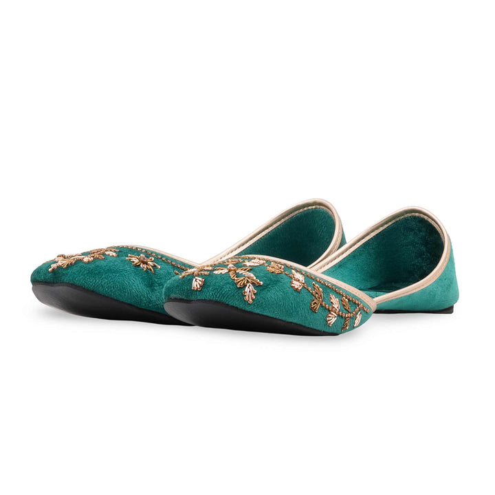 Green Ethnic Khussa For Ladies EC8792