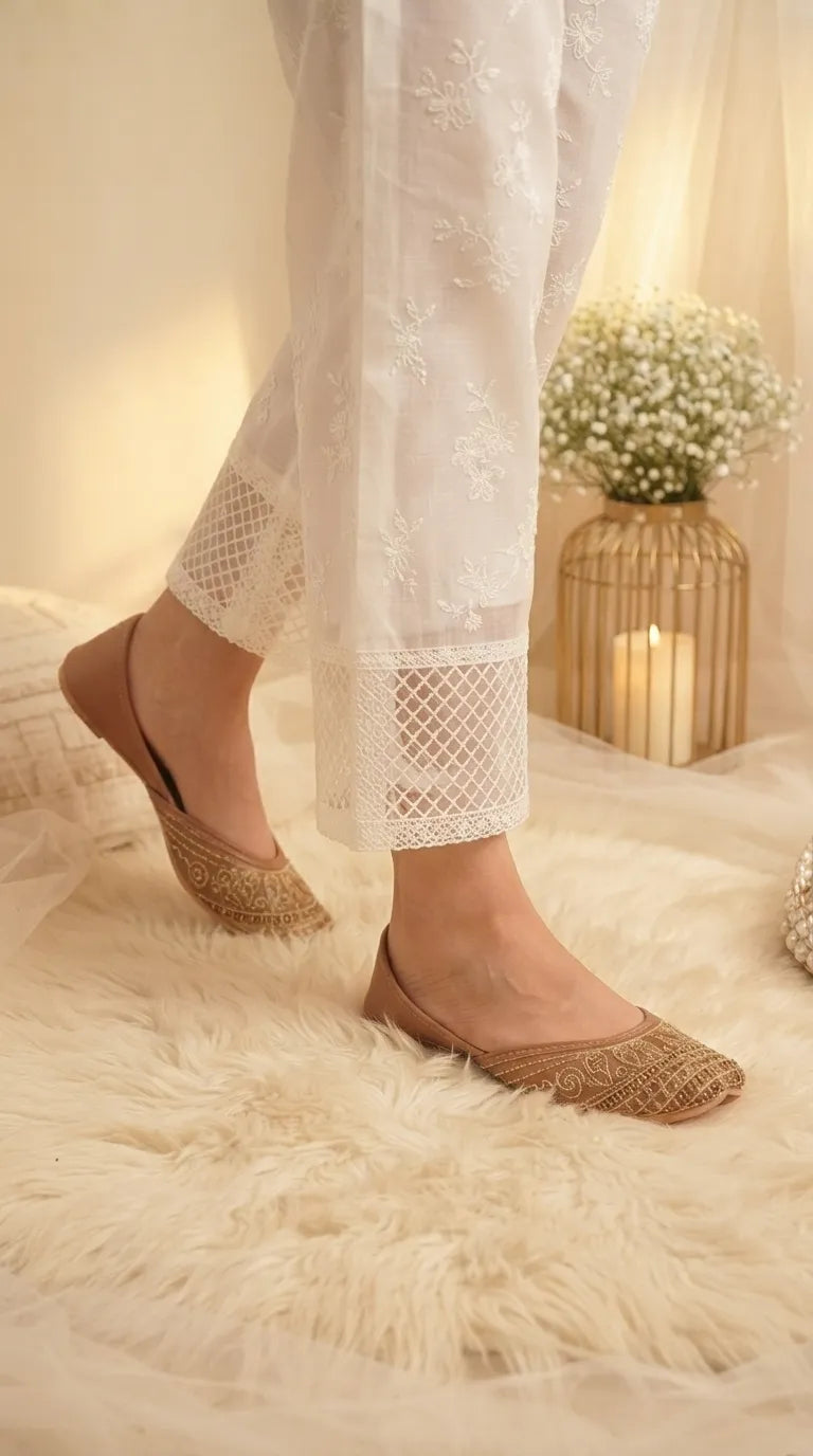Brown Ethnic Khussa For Women EC8799
