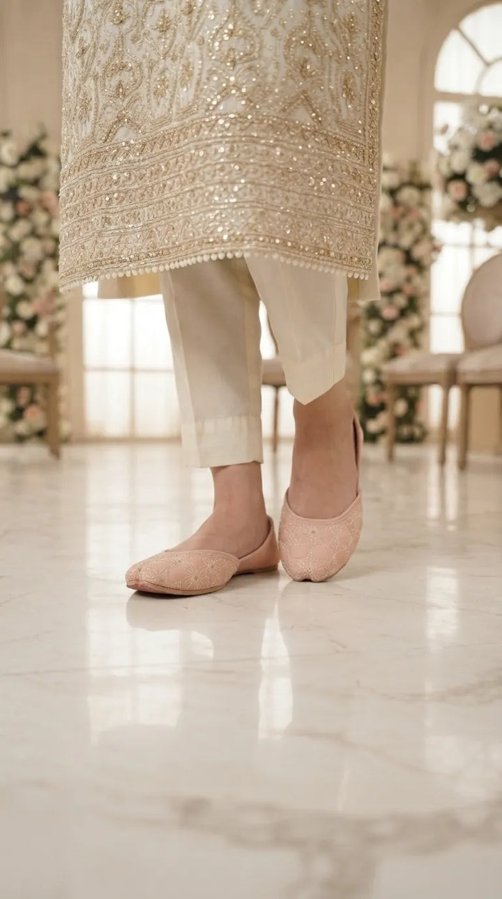 Pink Ethnic Khussa For Ladies EC8822
