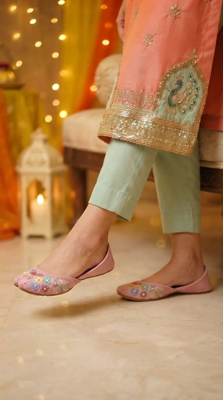 Multy Ethnic Khussa For Women EC8849