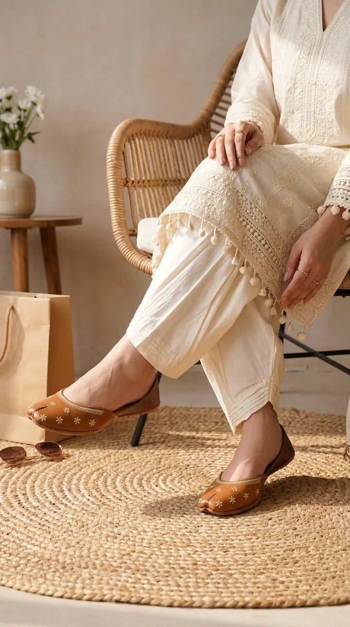 Brown Leather Khussa For Ladies EC8923