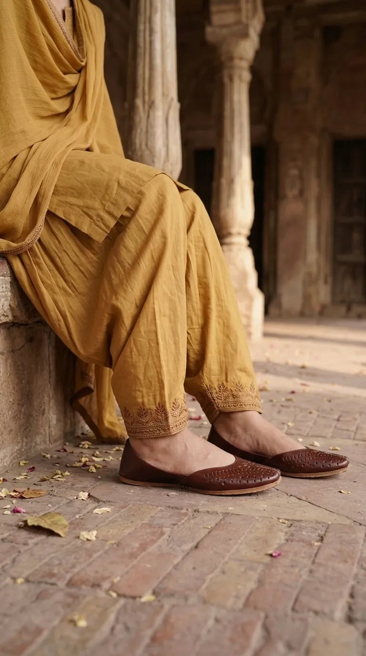 Maroon Leather Khussa For Ladies EC8928