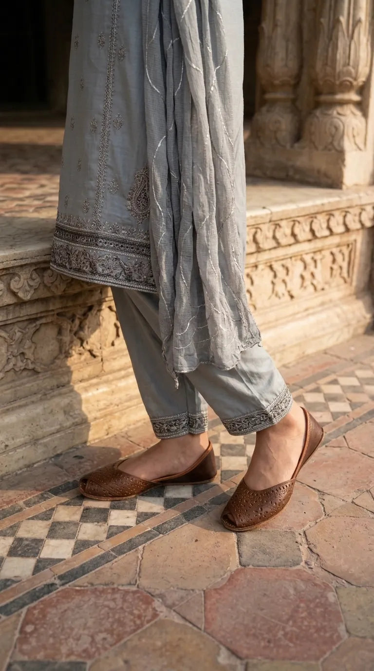 Brown Leather Khussa For Ladies EC8929