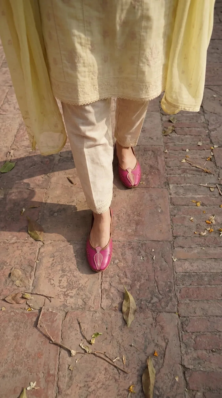 Pink Leather Khussa For Ladies EC8931