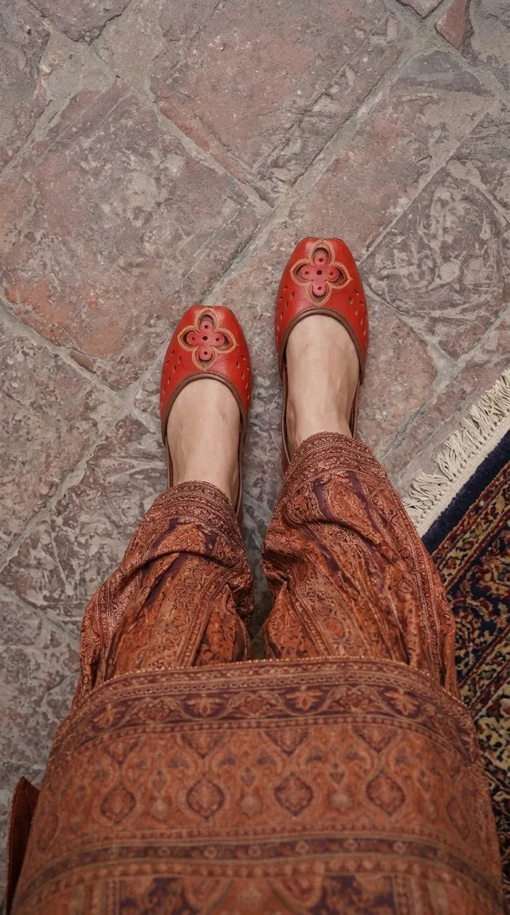 Red Leather Khussa For Ladies EC8935