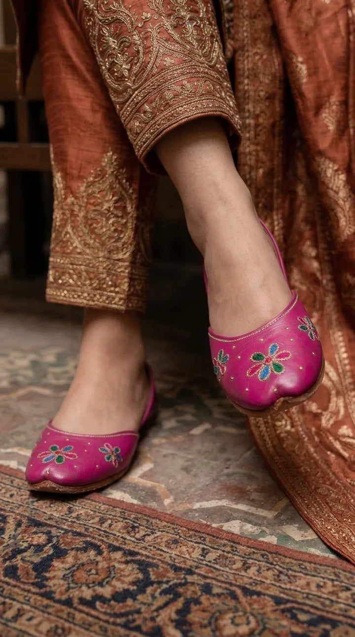 Pink Leather Khussa For Ladies EC8940