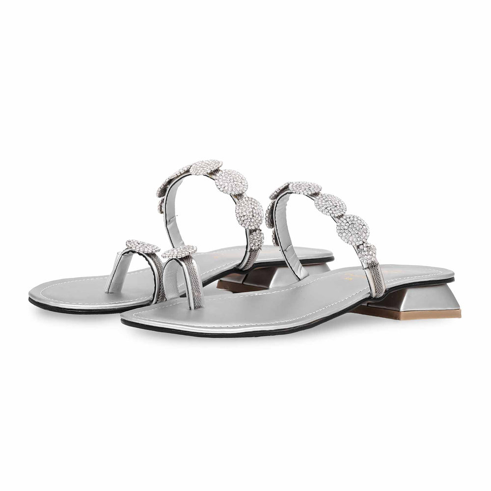 Silver Fancy Chappal FN0728