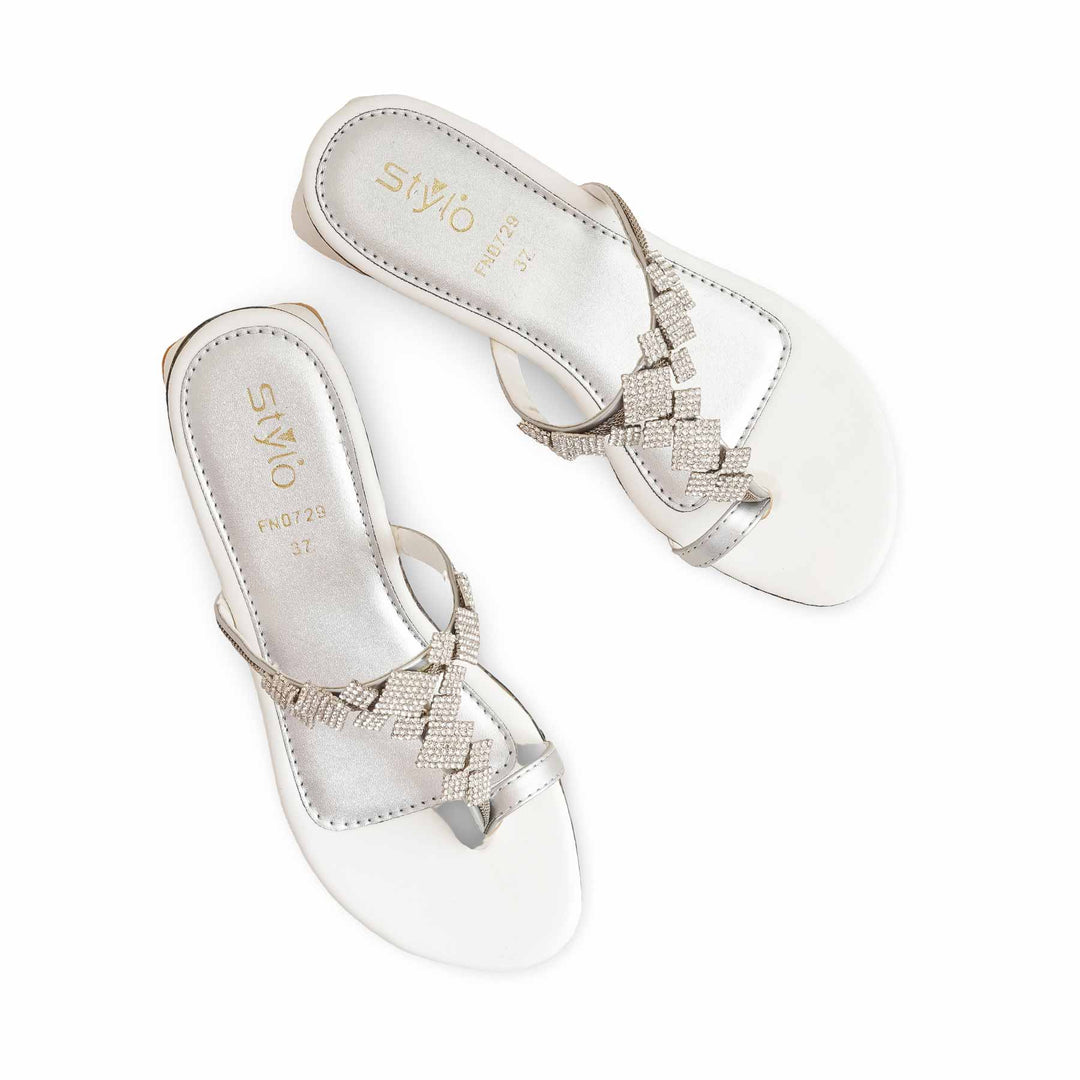 White Fancy Chappal For Ladies FN0729