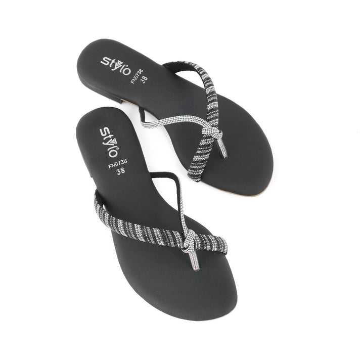 Black Fancy Chappal FN0736