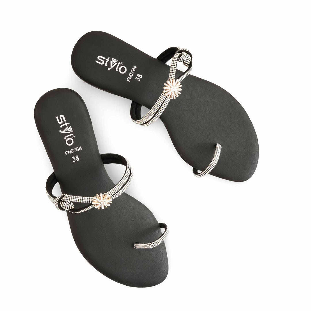 Black Fancy Chappal FN0784