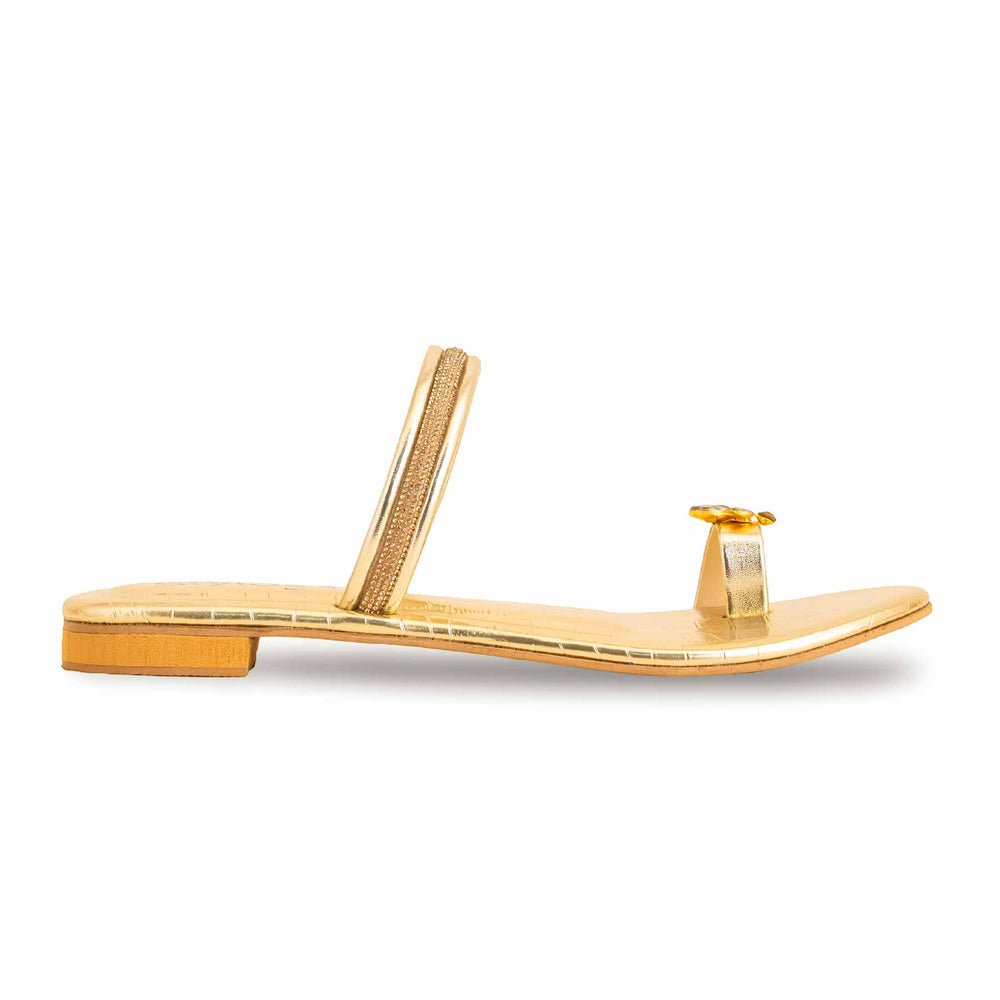 Golden Fancy Chappal FN0805