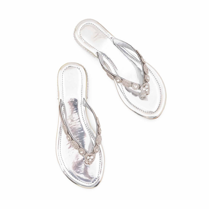 Silver Fancy Chappal For Women FN0813