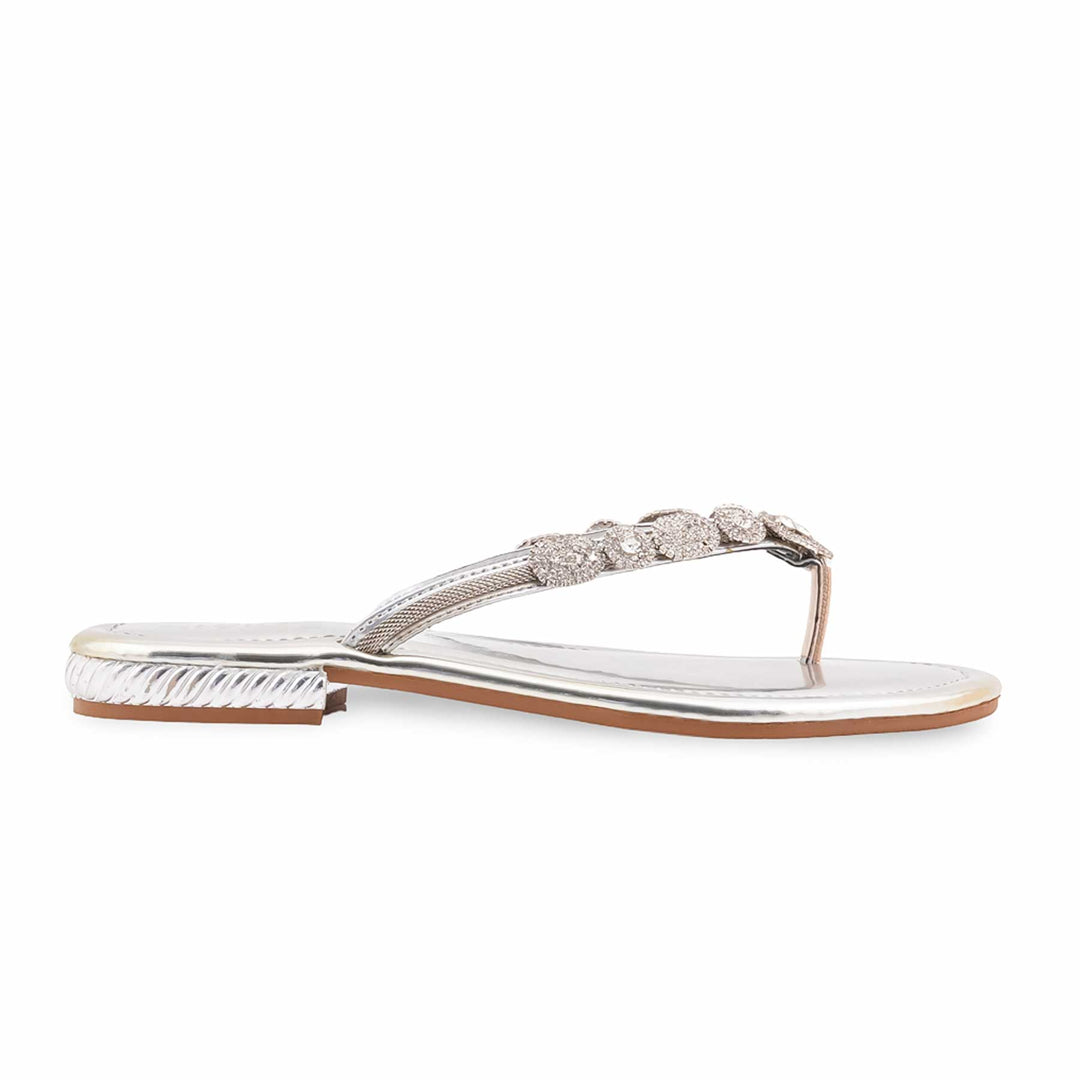 Silver Fancy Chappal For Women FN0813