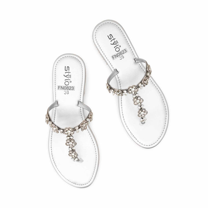 Silver Fancy Chappal For Women FN0823