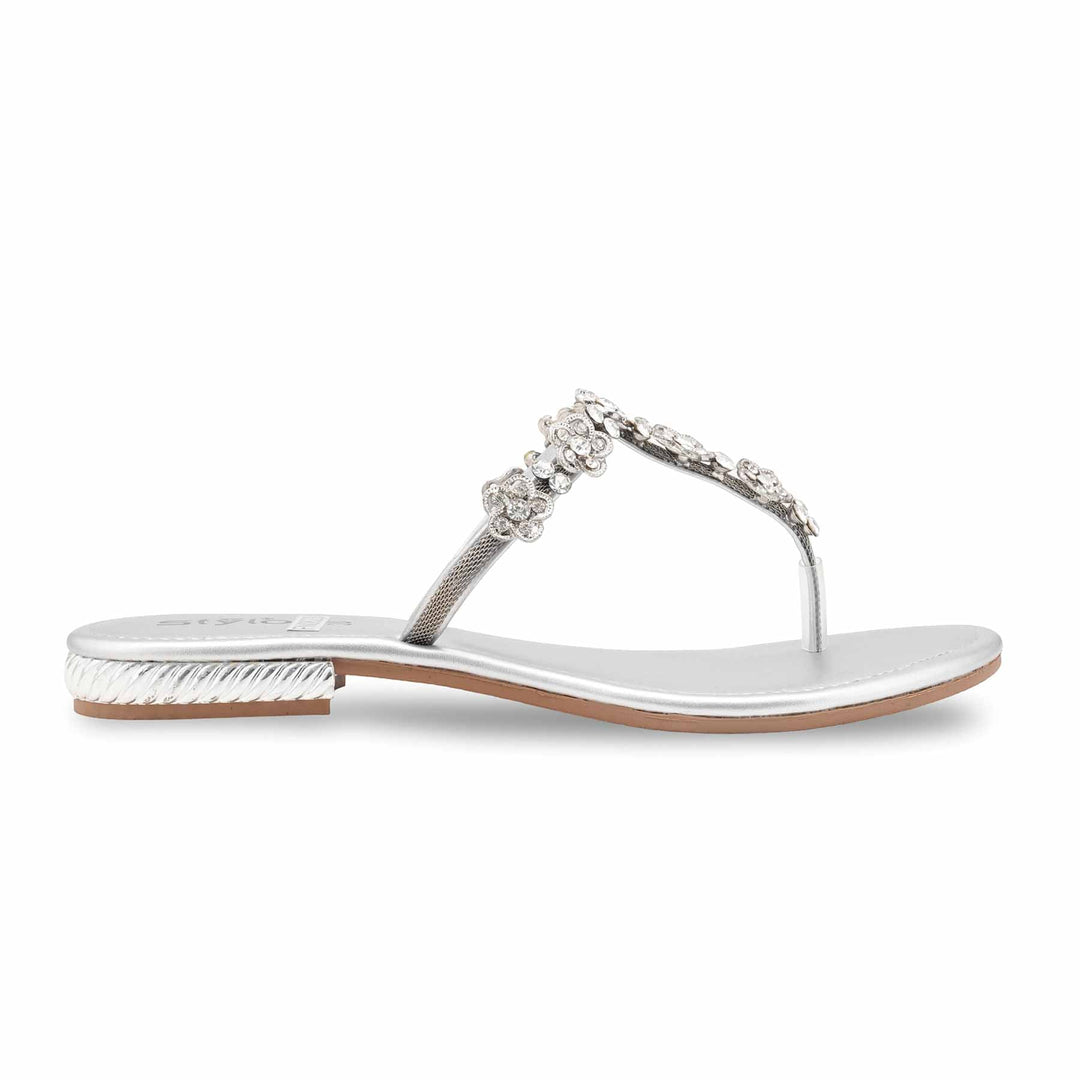 Silver Fancy Chappal For Women FN0823