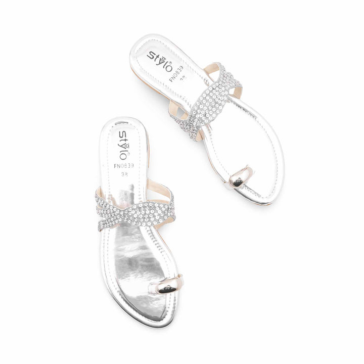 Silver Fancy Chappal For Women FN0839